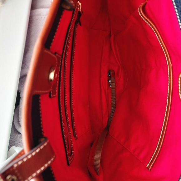 Dooney & Bourke Navy Blue Leather Tote Bag - Picture 5 of 5